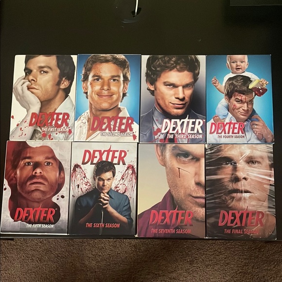 Dexter Complete Series - Picture 1 of 6